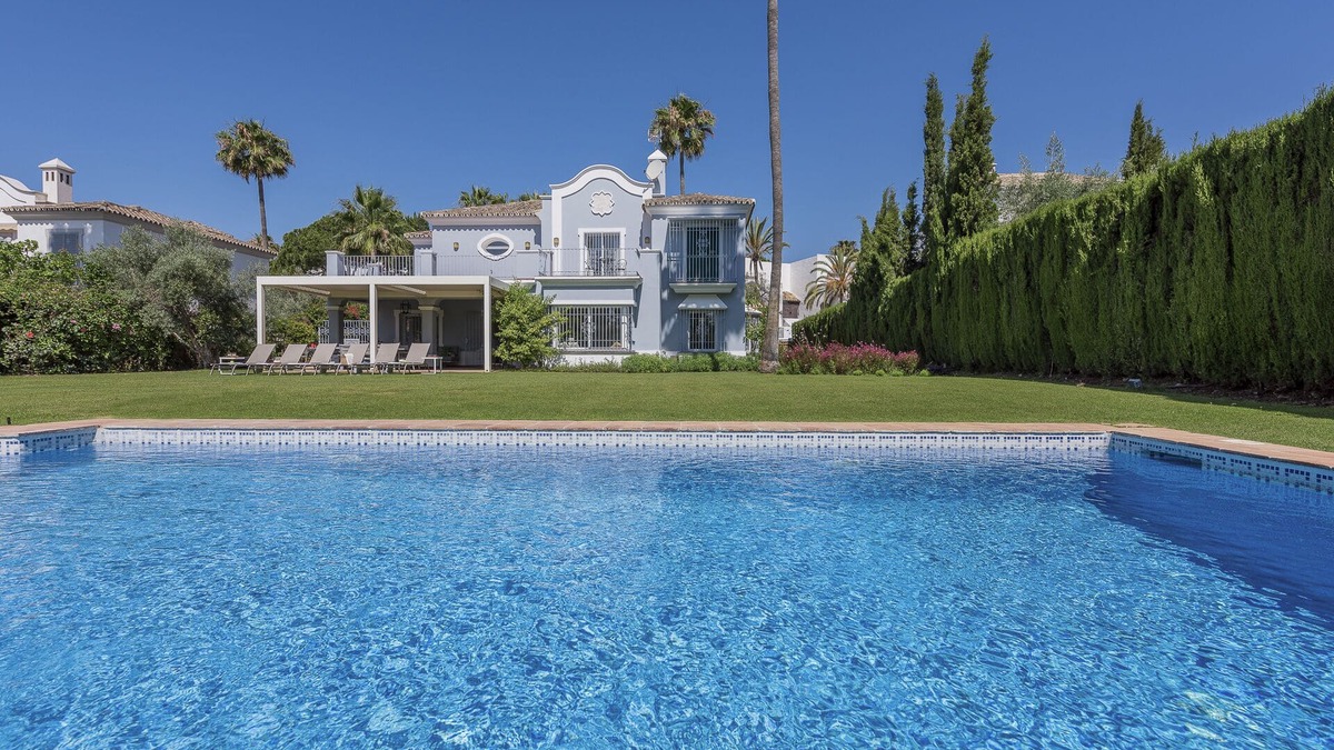 Wonderful villa in Marbella 1,000 meters from the beach