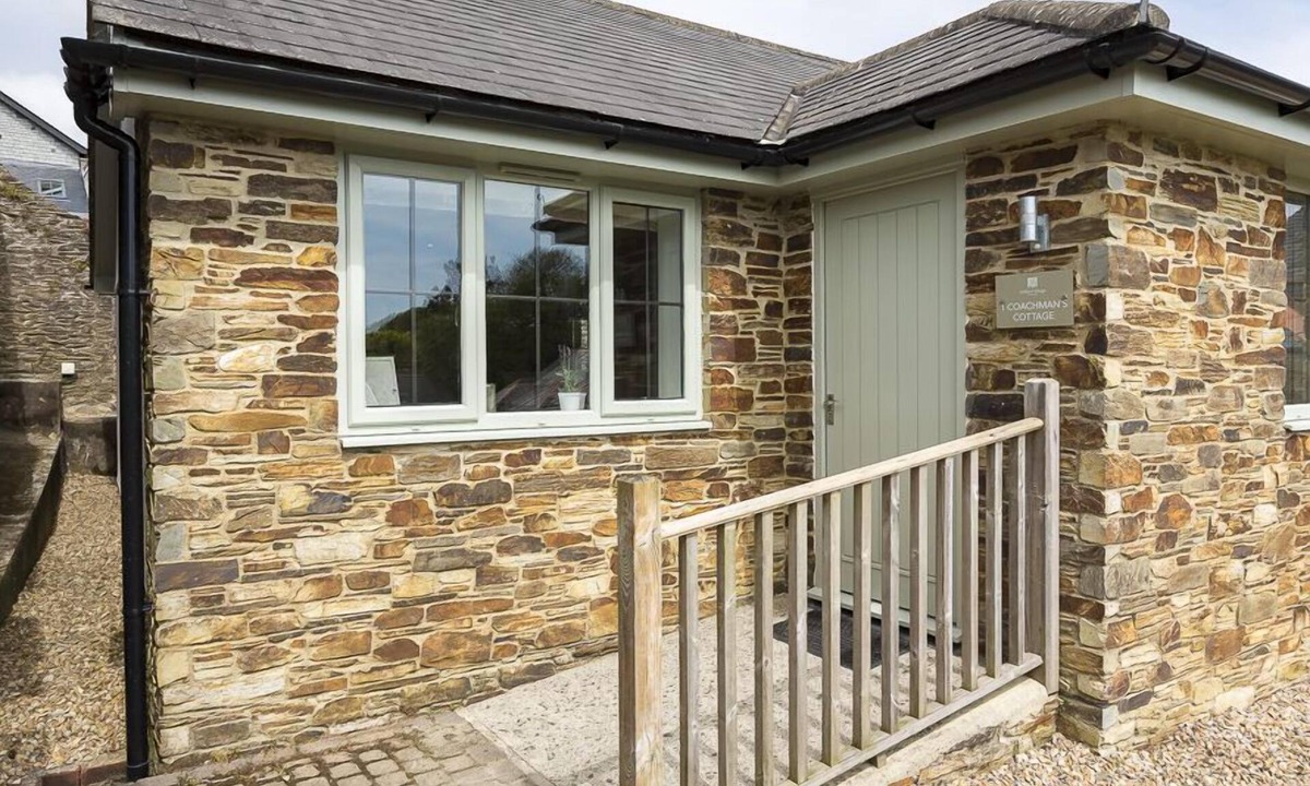 Cottage Dartmouth | Bugford