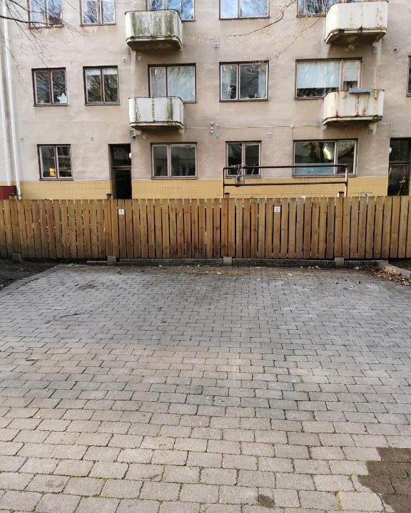Located Malmö Skvadronsgatan | Innerstaden