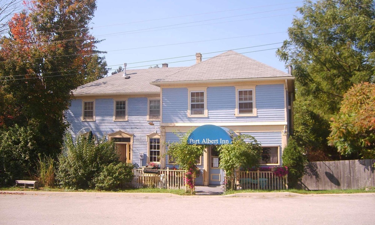 The Port Albert Inn Ontario | Port Albert