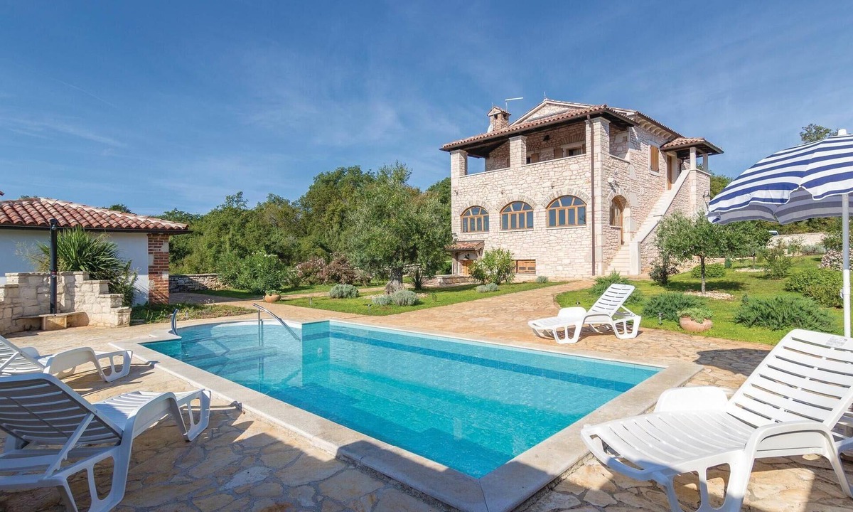 Accommodation | Banki