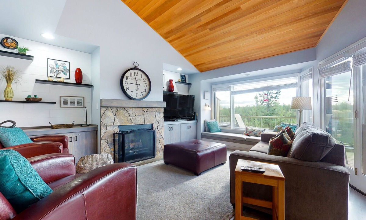 Riverside Rest | Redmond