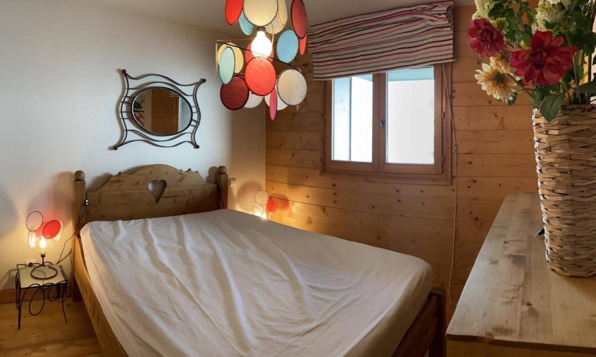Ski Slopes Swimming Locker | Bisanne 1500