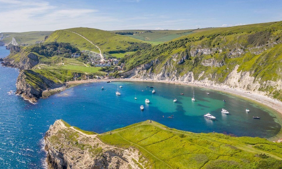 Lulworth Cove | West Lulworth