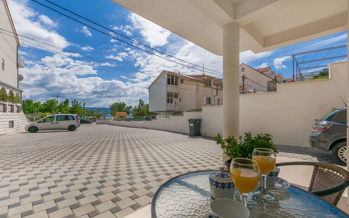 Apartments Villa | Duce