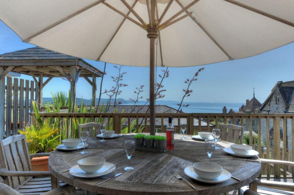 Coram Court Lyme Regis | Lyme Regis