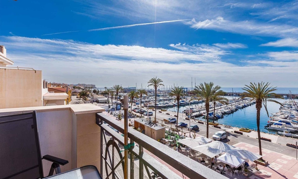 Amp Seaport Trayamar | Caleta de Velez