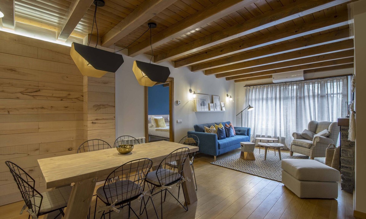 Acogedor Apartamento Con Balcón | Alt Aneu