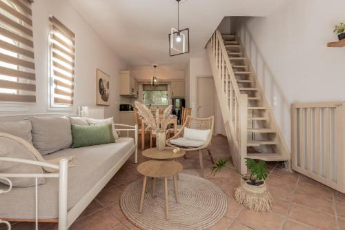 Alavastros Maisonettes | Xirokastello