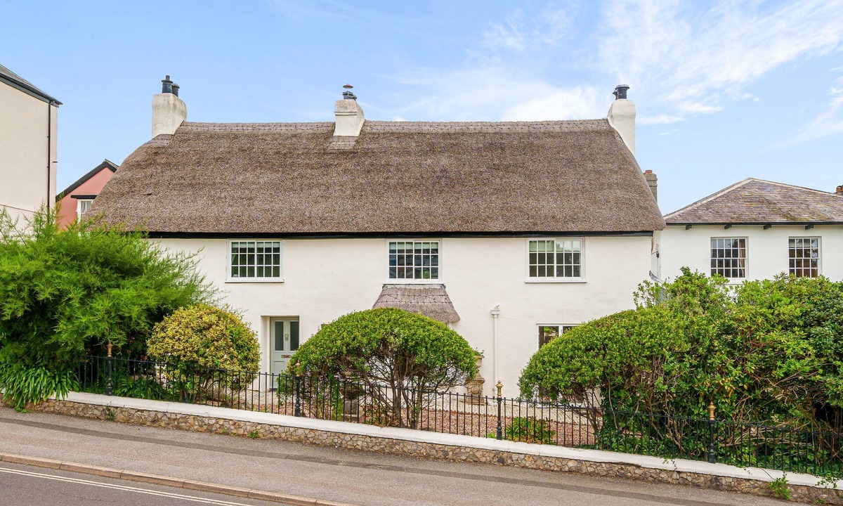 Charm Cottage Charmouth | Charmouth