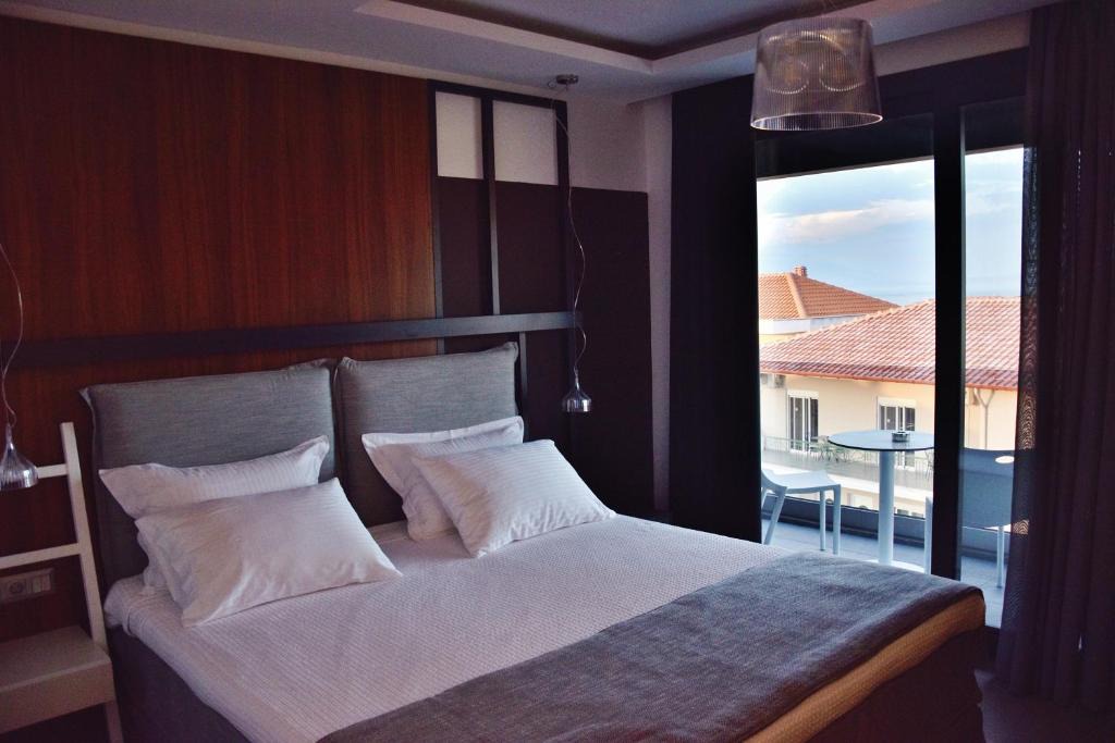 Alexander Inn | Stavros
