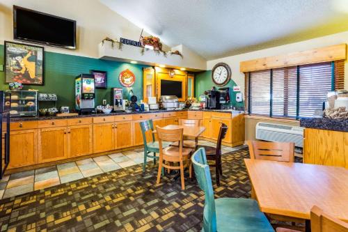 Americinn | Hampton