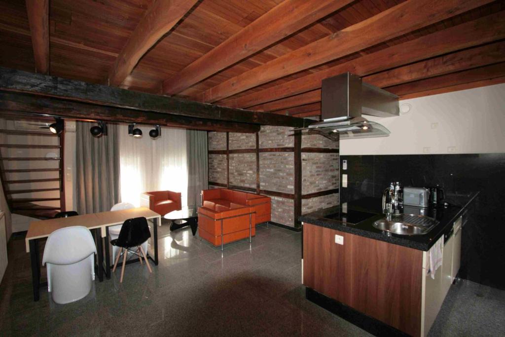 Amosa Liège City Centre Regence | Liege