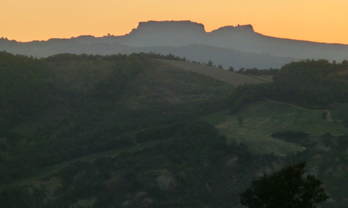 Antico Borgo Torricelle Medieval Settlement | Piandimeleto