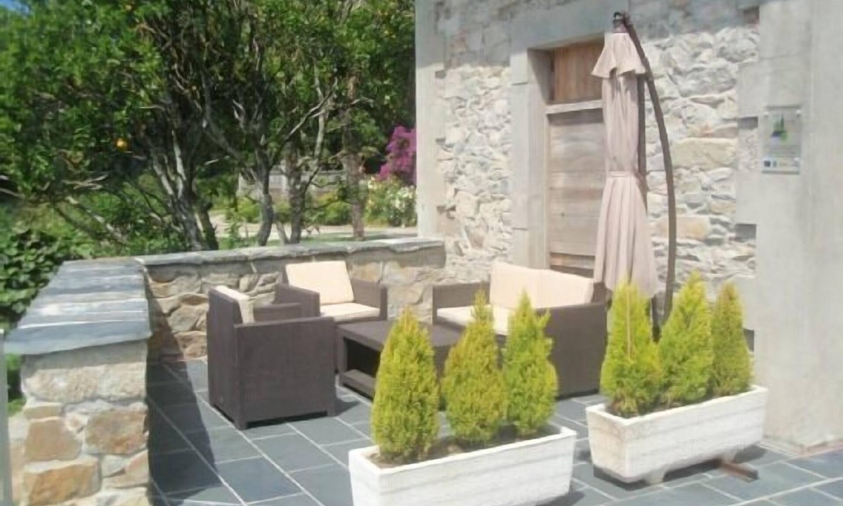 Apartamentos Arcos Del Esva People | Valdes
