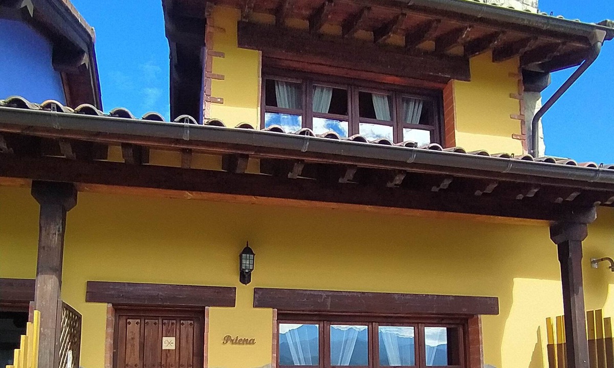 Apartamentos El People | Tarano