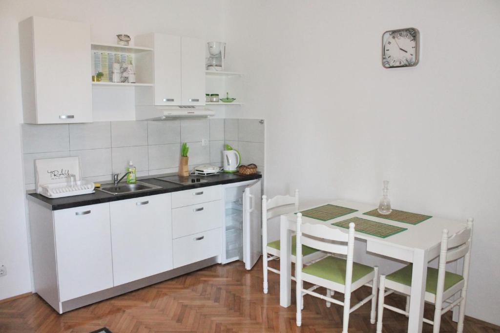 Bile | Kastel Stafilic