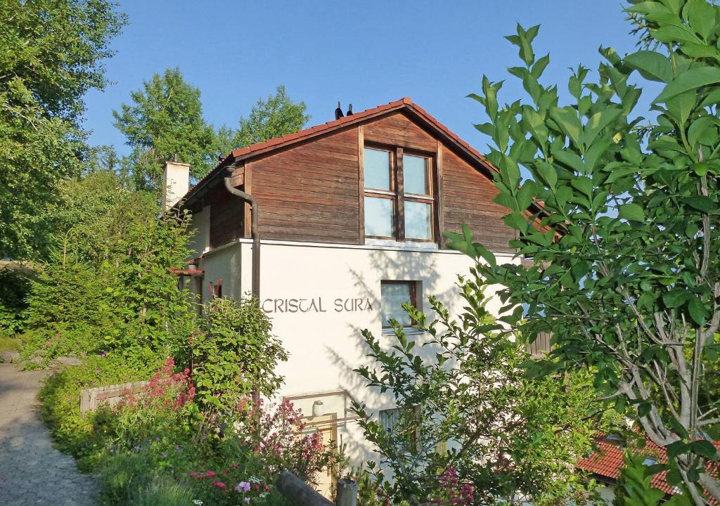 Cristal Sura | Flims