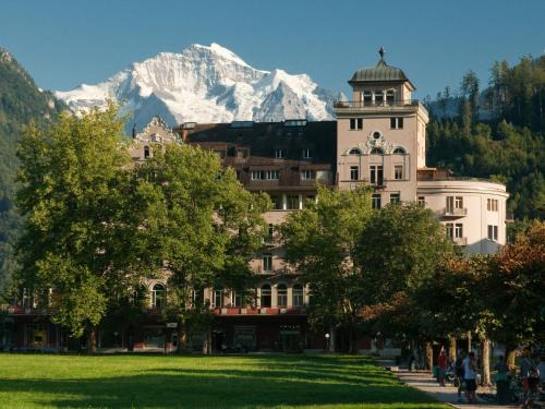 Elegance | Central Interlaken