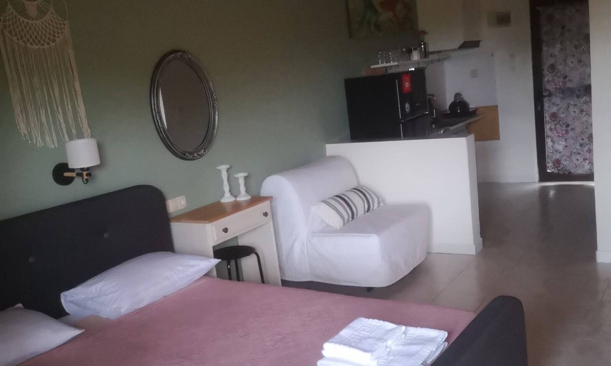 Achillion B Close The Beach Mount | Paralia Pantaleimonos