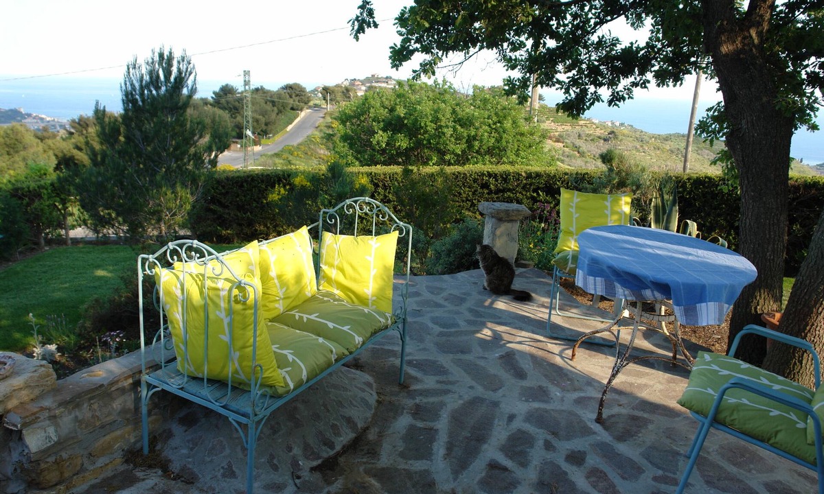 Agriturismo Mimose Imperia Persons | Torrazza