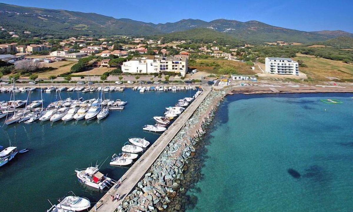 Macinaggio Bay | Macinaggio