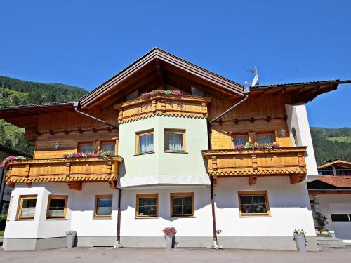Anton | Aschau Im Zillertal