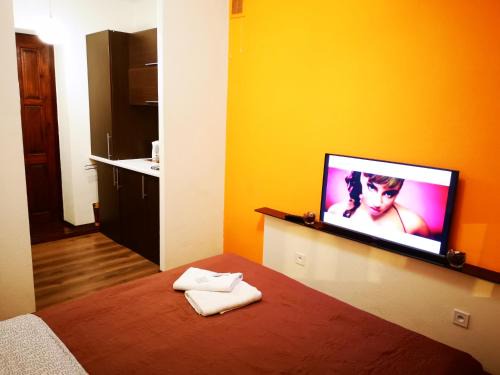 Orange | Klaipeda