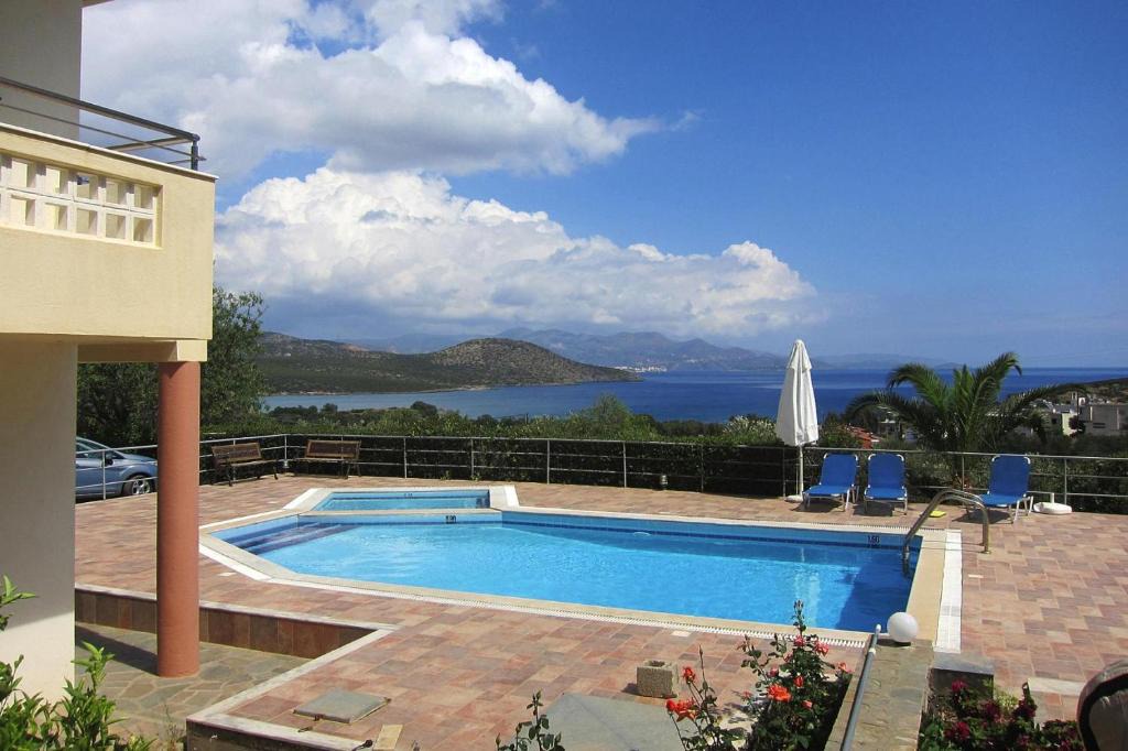 Agios Nikolaos | Istron