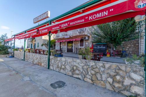 Komin | Stomorska