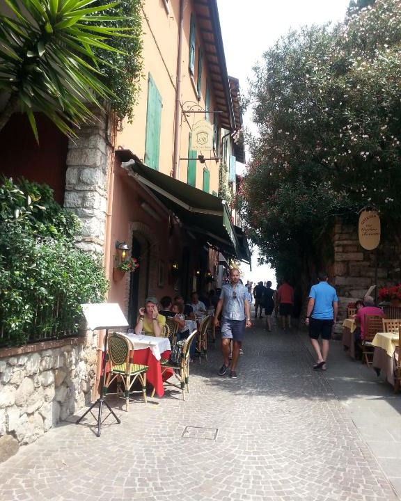 Appartamenti Corneliani | Sirmione Old Town