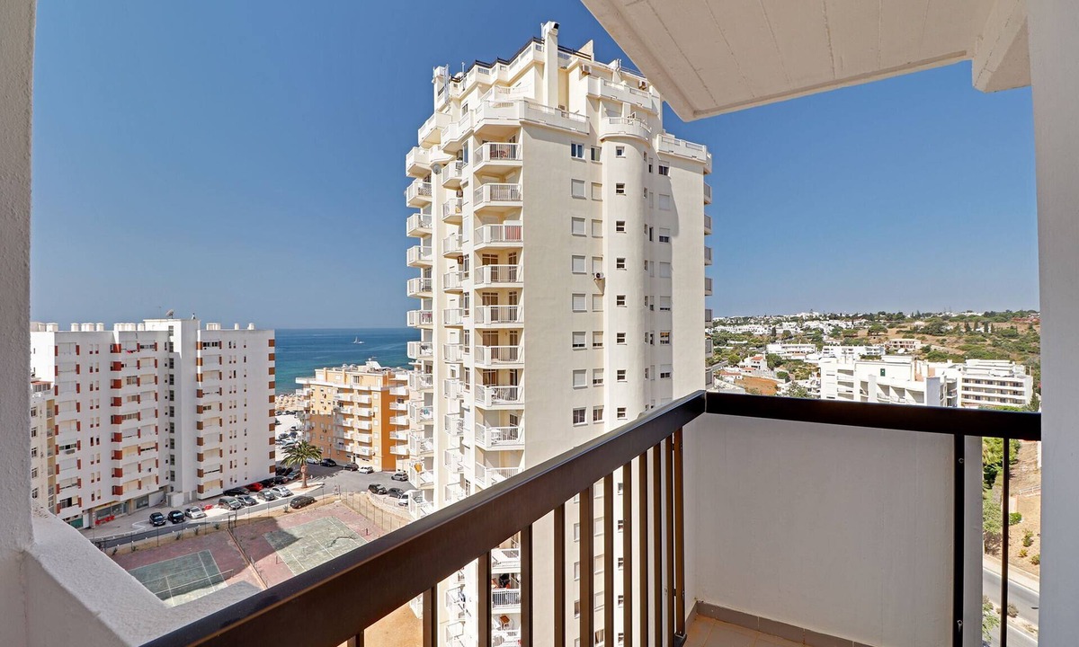 Villa Pera | Armacao de Pera