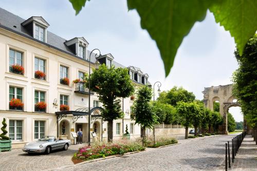 Auberge Du Jeu Paume | Chantilly