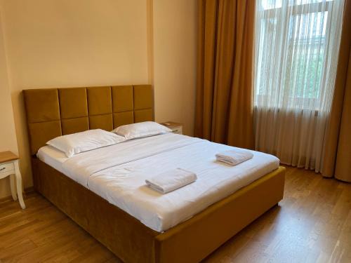 Avangard Qn Romana | Lviv City Center