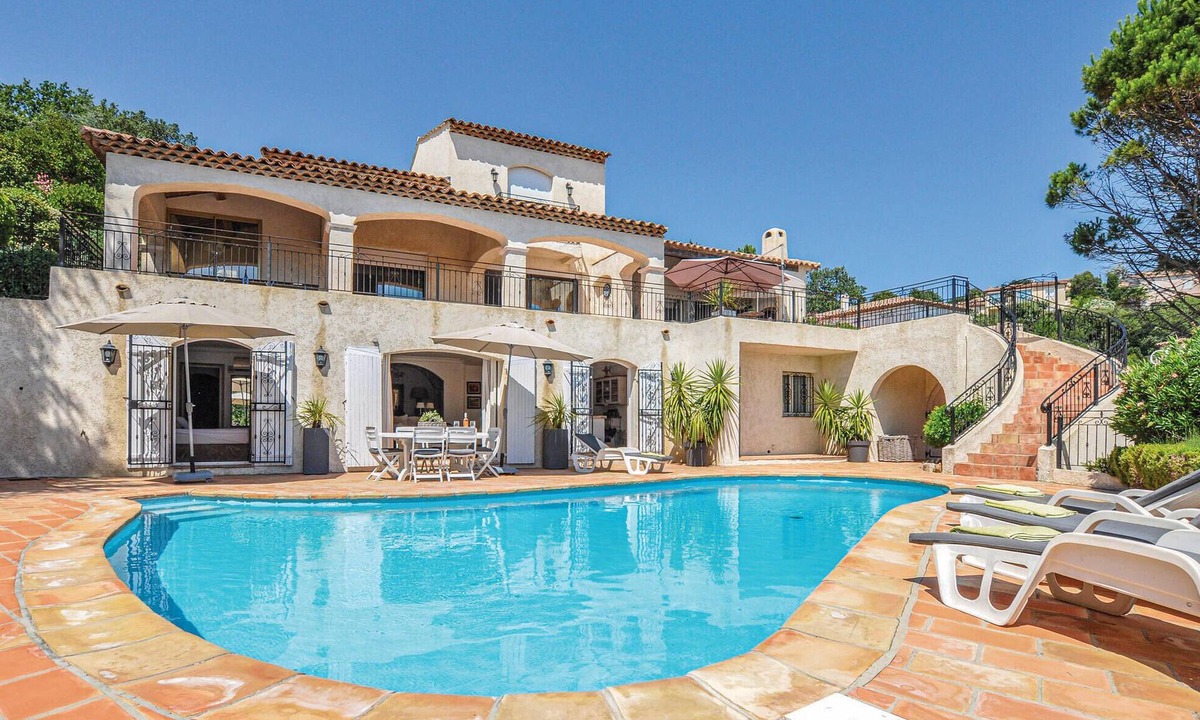 Accommodation Adrets | Les Adrets-de-l'Esterel