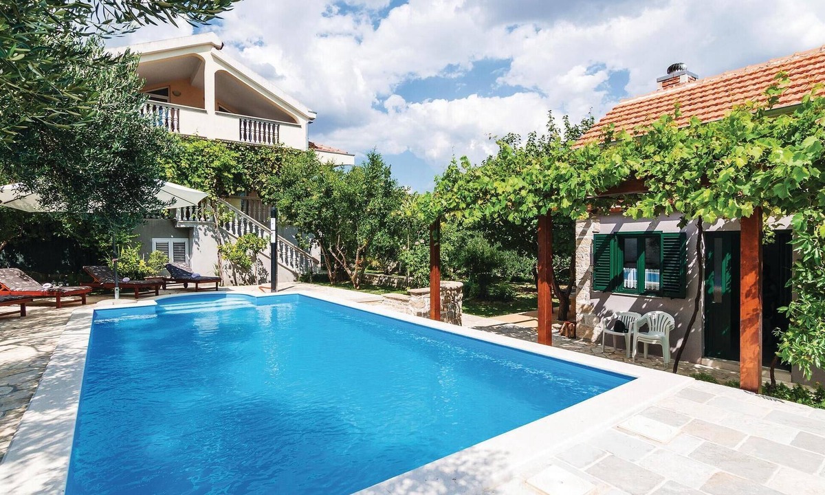 Accommodation Lisane Ostrovicke | Lisane Ostrovicke