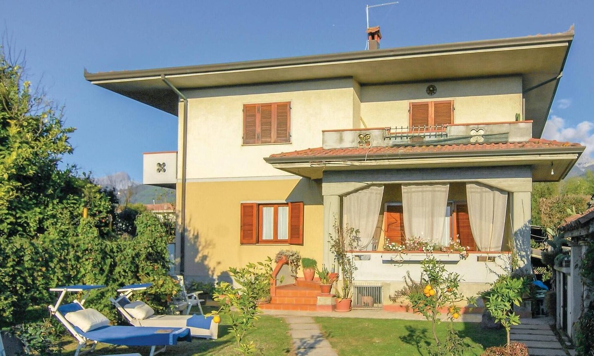 Accommodation | Capanne-Prato-Cinquale