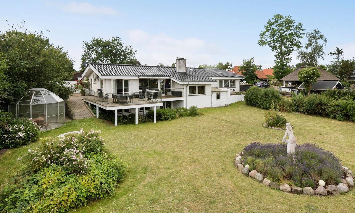 Accommodation Strø | Strøby Ladeplads
