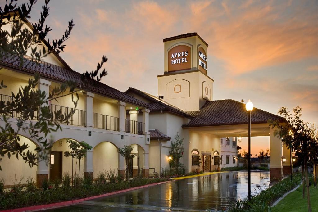 Ayres Hotel Redlands | Redlands