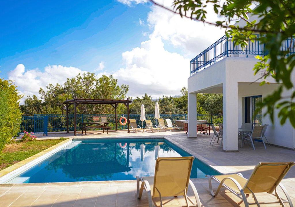 Azzurro Holiday Villa Ira | Agios Georgios Pegeias