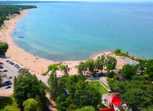 Beach Resort | Balm Beach