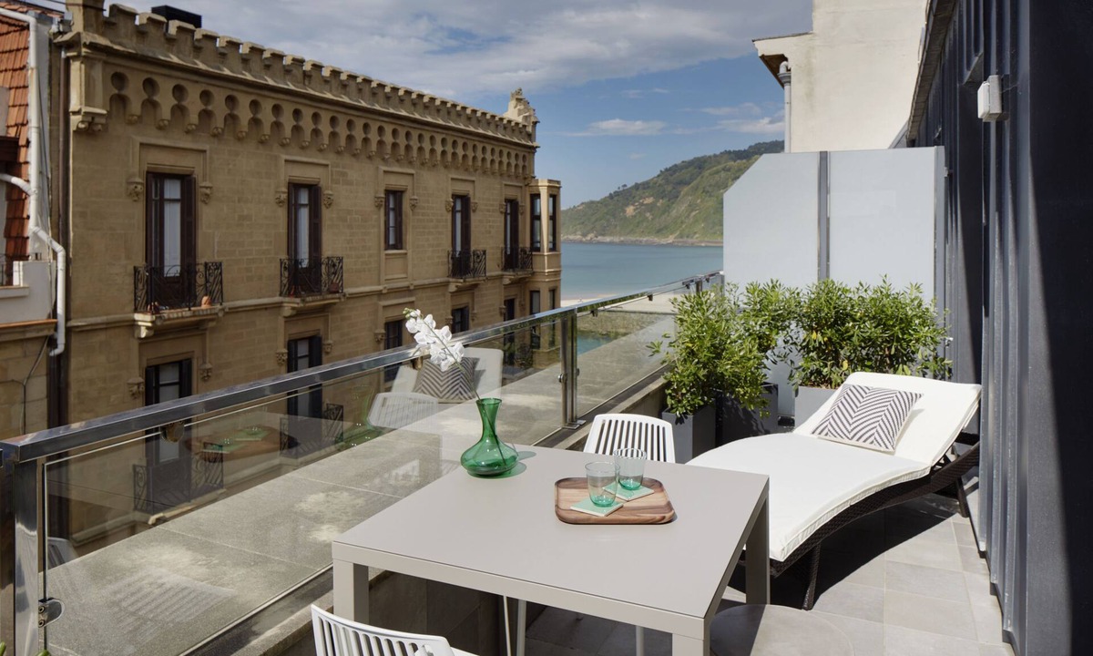 Terrace | Old Town