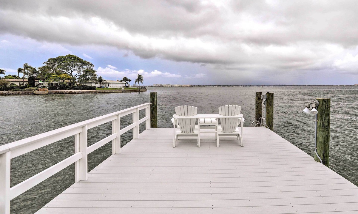 St Beach | Belle Vista