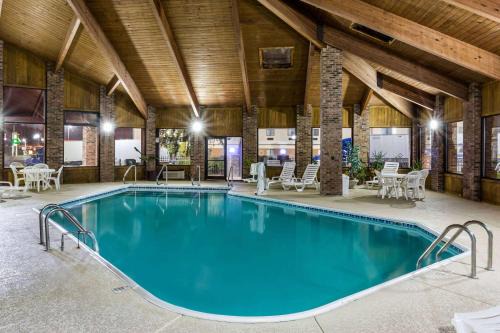 Baymont | Hillview