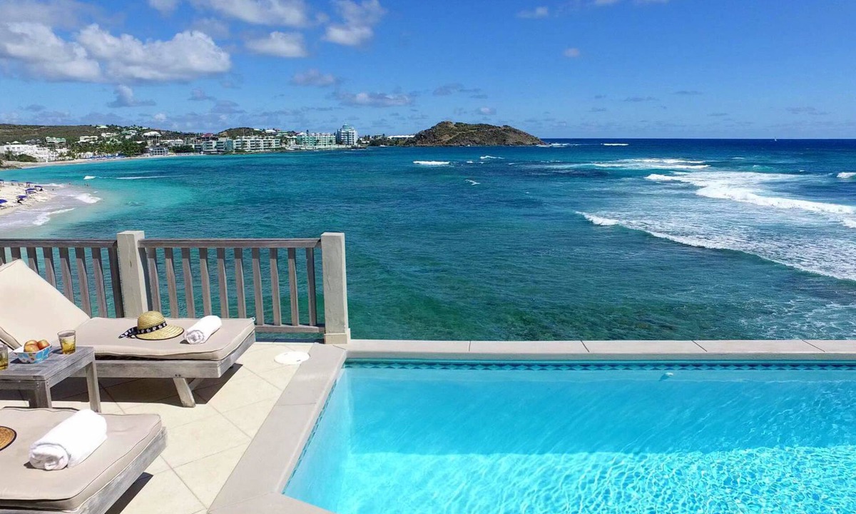 Beach Younes | Dawn Beach Estates