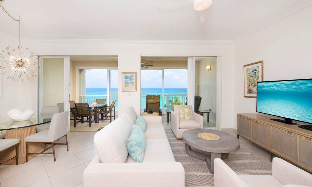Beachcomber Bc Beach | Seven Mile Beach
