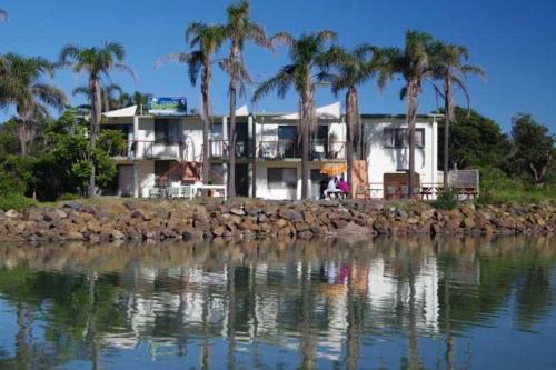 Beachfront Willow Street | Crescent Head