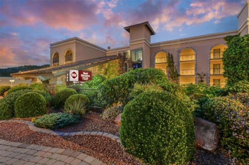 Arroyo Hotel Creekside Villas | Uptown Sedona