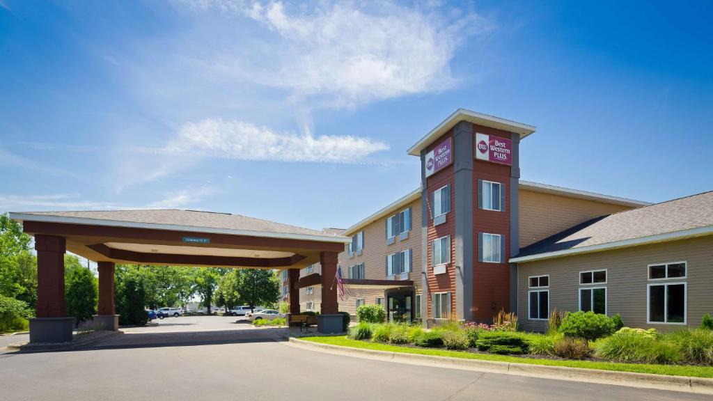 Coldwater Hotel | Coldwater