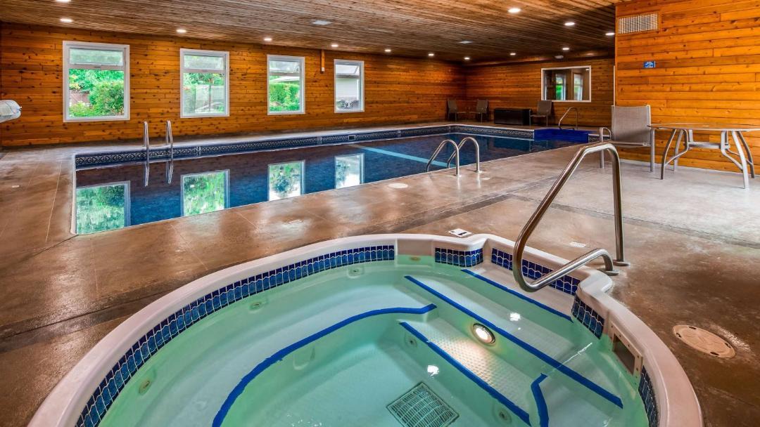 Inn | Sicamous